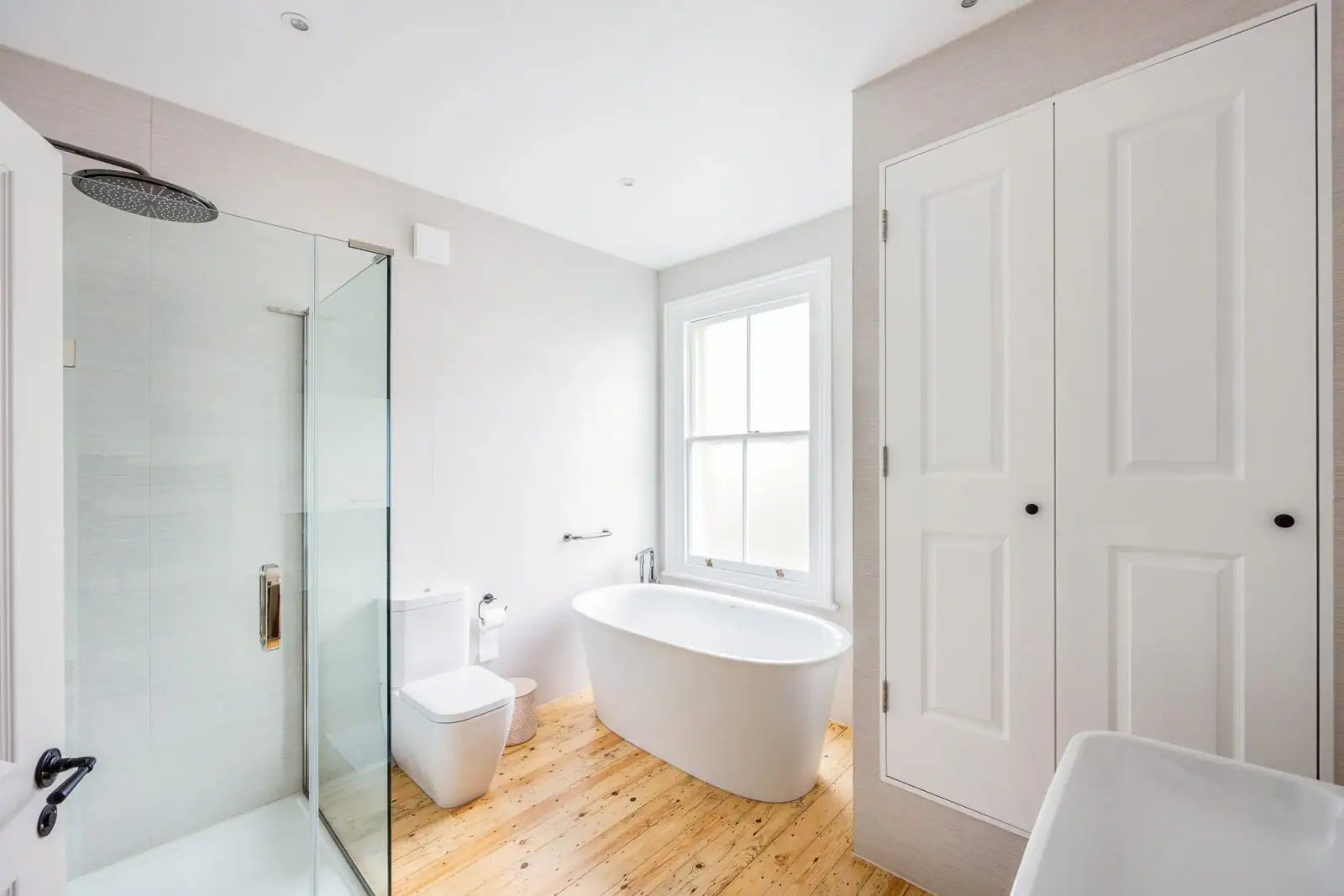 Coleshill Road, Teddington interior 7